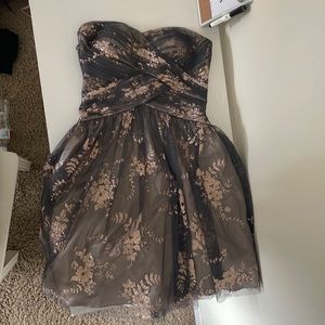 Pretty dress!